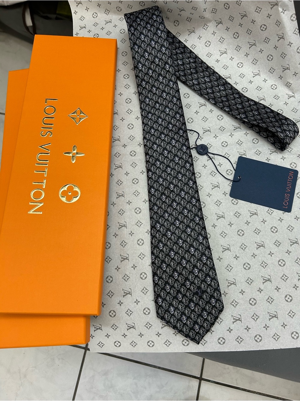 Louis Vuitton Navy and White Monogram Silk Tie